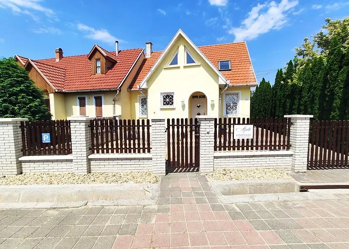 Apollo Vendeghaz Guest house